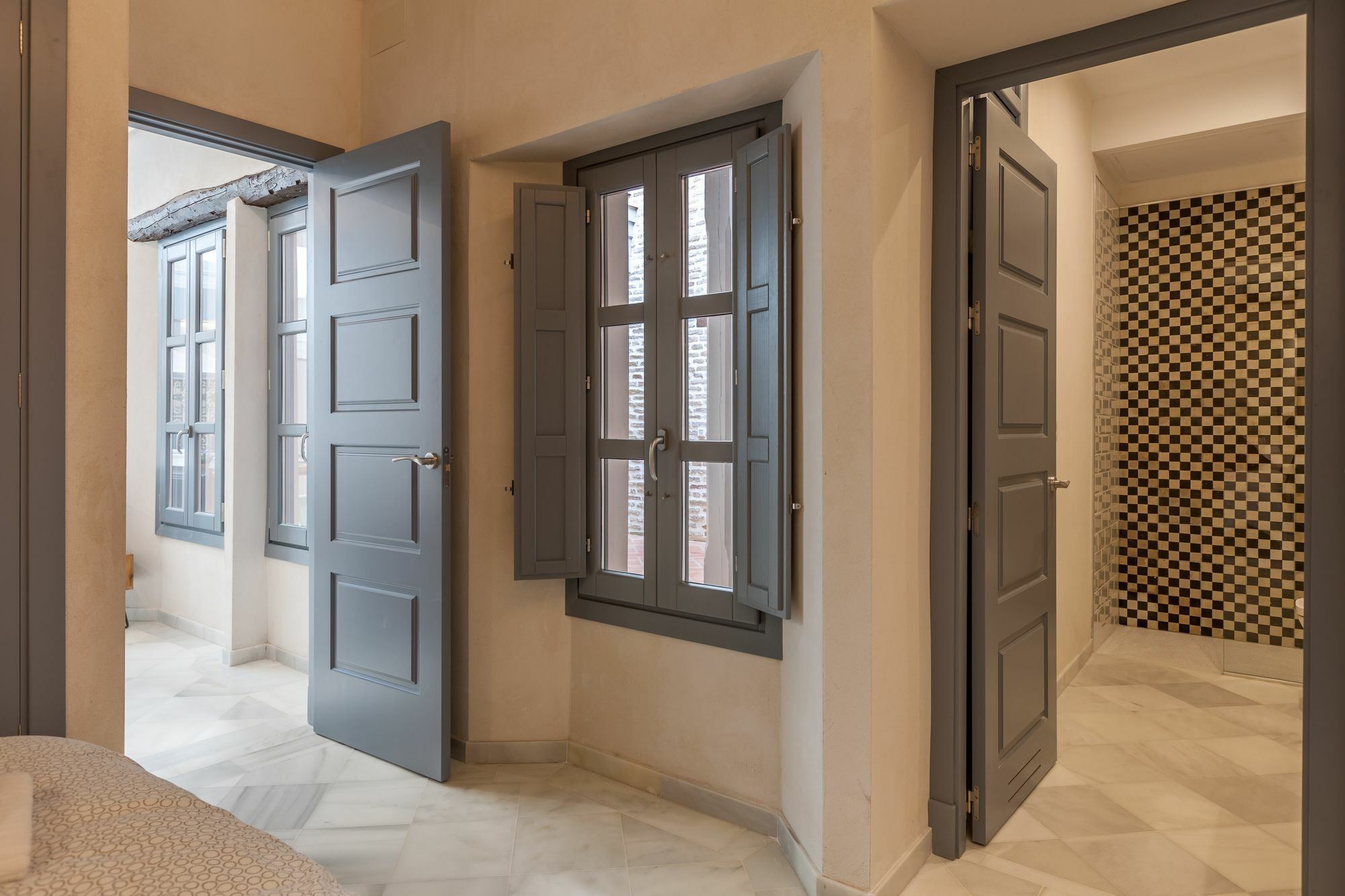 Appartement Tintes12 *